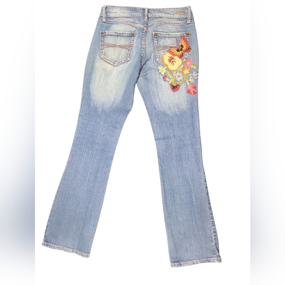 Zanadi Jeans Vintage Embroidered Flower And Butrerfly Flare Leg Jeans Size 7